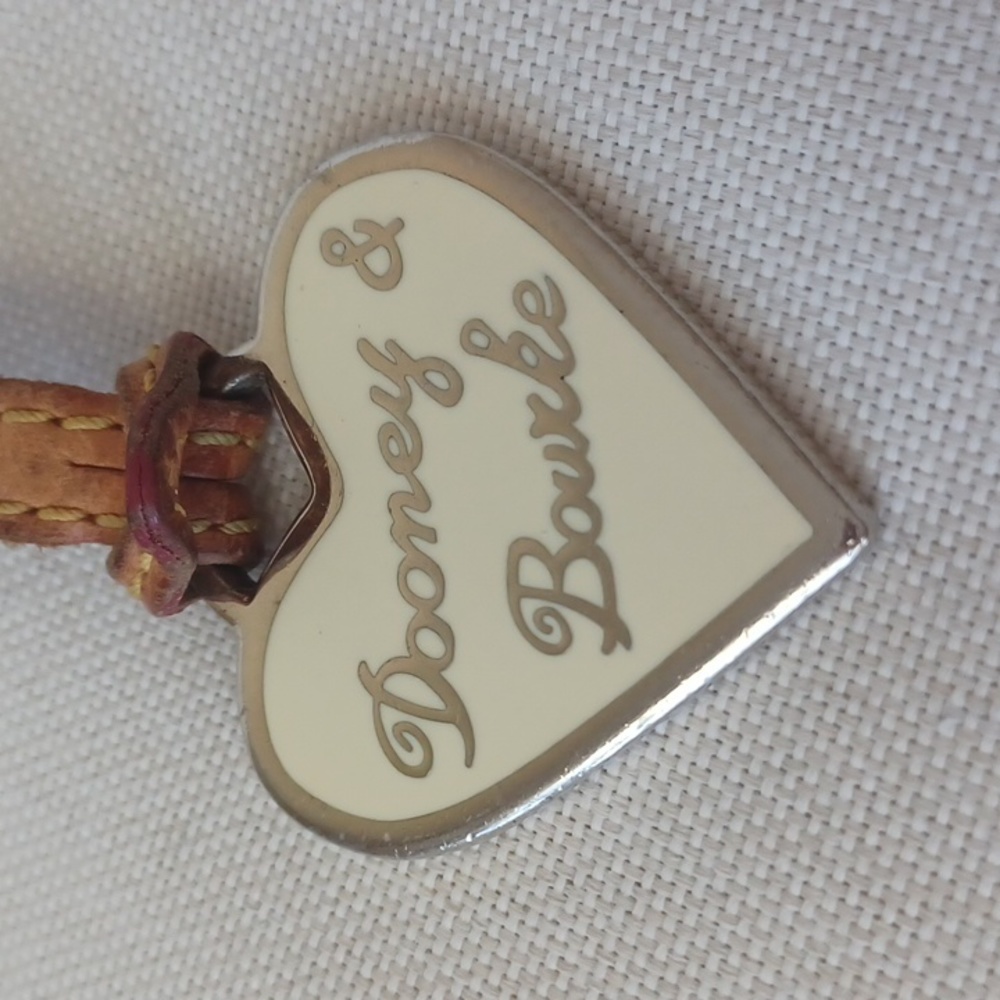 DOONEY & BOURKE Metal Heart Hangtag